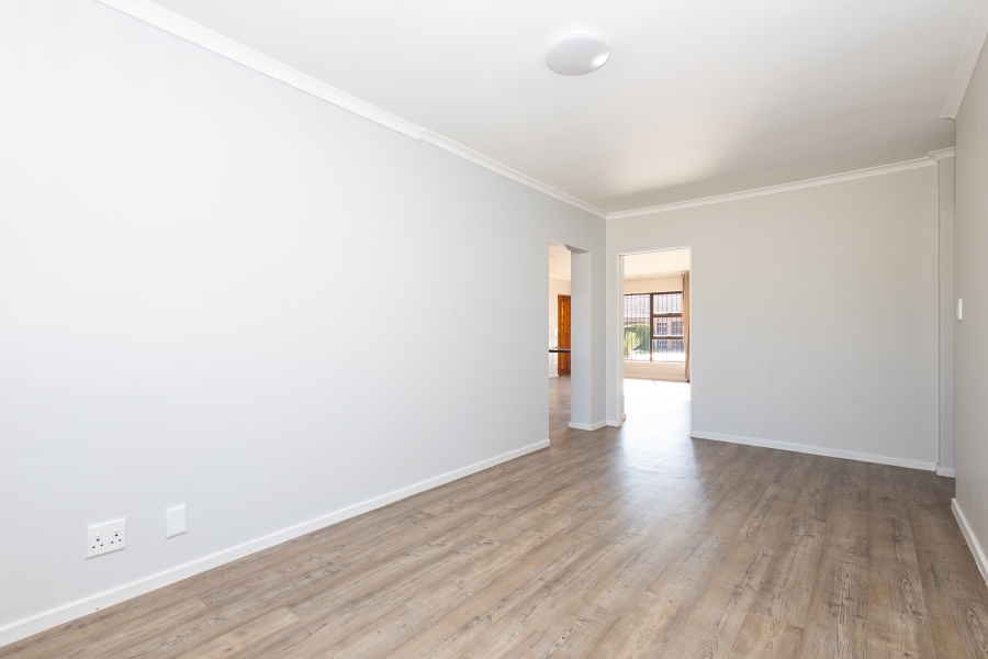 To Let 3 Bedroom Property for Rent in De Kuilen Western Cape